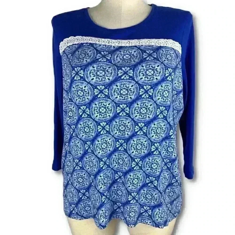 Kim Rogers womens top size XXL white blue geometric 3/4 sleeve